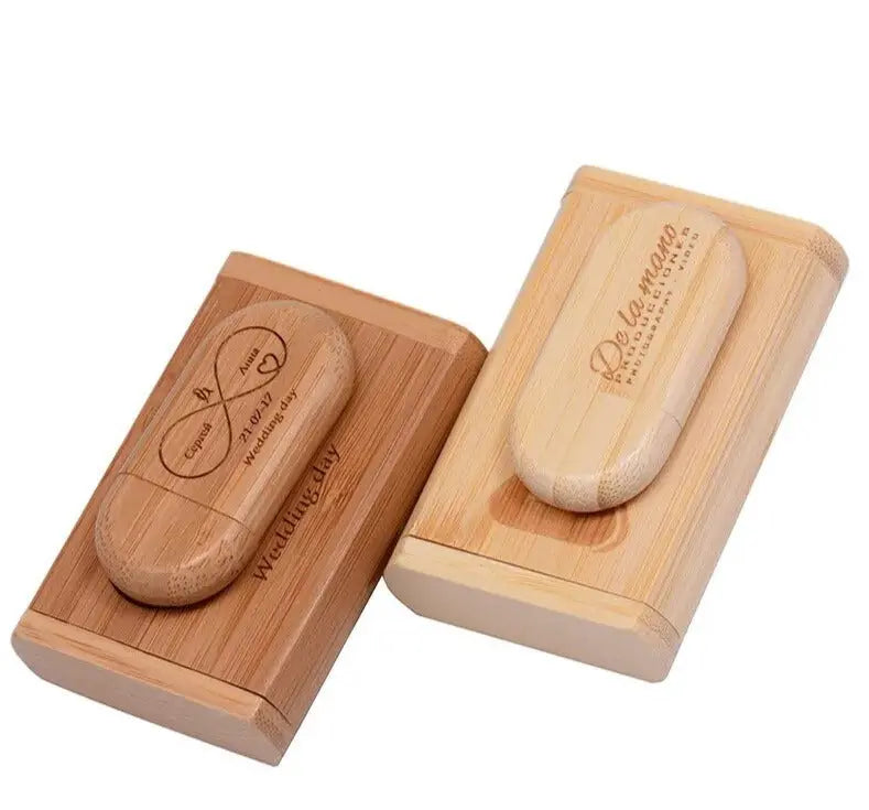 Pendrive JASTER USB 2.0 de 64GB com Caixa de Madeira Personalizada - eKoloja