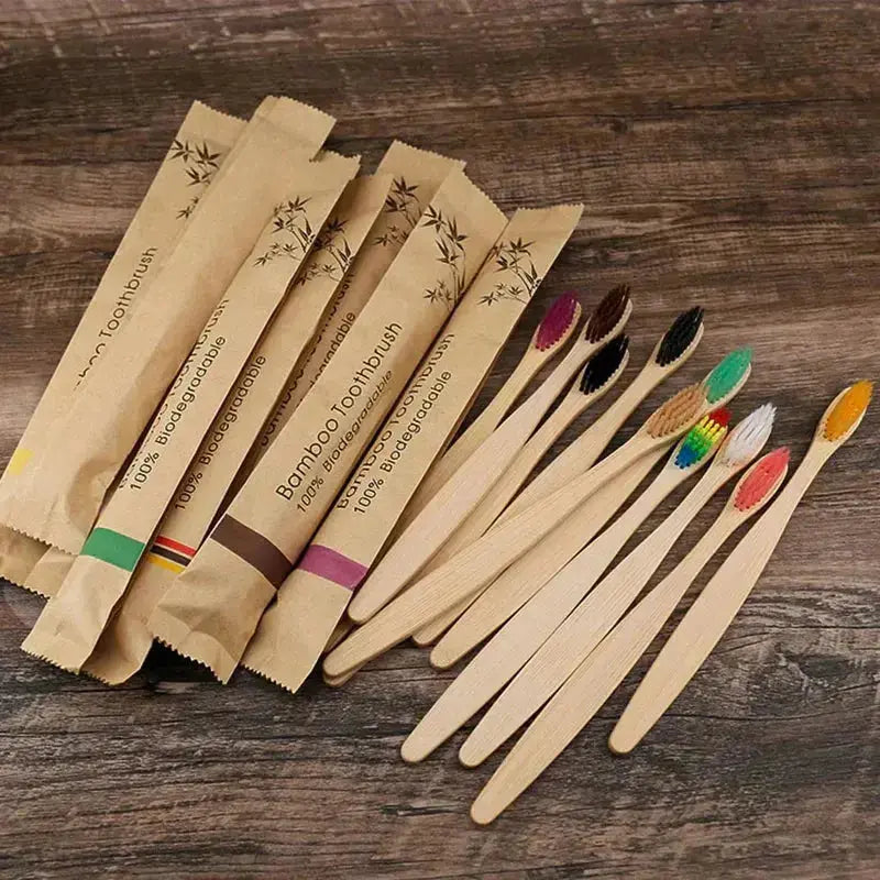 100 Escovas de Dentes de Bambu – Cerdas Macias - PERSONALIZÁVEIS