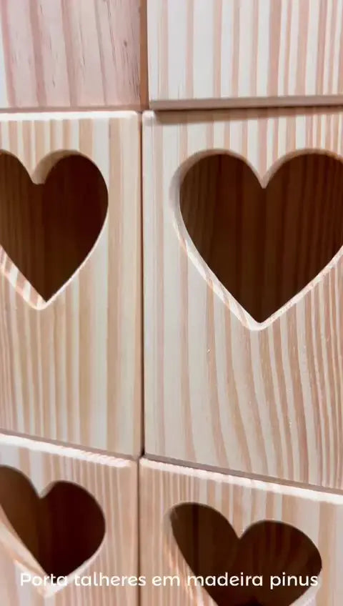 Porta Colher em Madeira Pinus com 4 Colheres – Organização e Charme para Cozinha